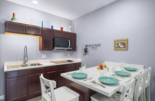 Memorial Apartment | Peaceful 1BR Parking + Kitchen World Cup Houston