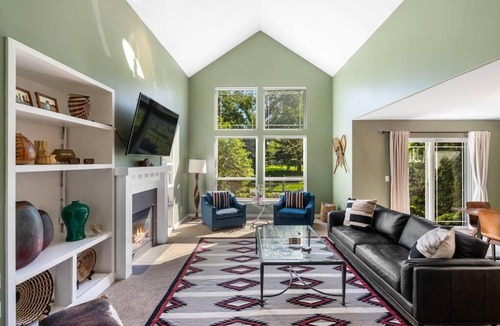 Harvest Creek House | Peaceful 3BD in heart of Bozeman