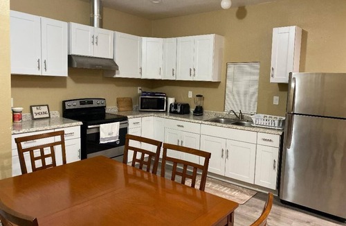 Palacios House | Peaceful 3BR house with a lot of space.