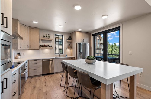 Tamarack Resort Condo | Peaceful Condo|Ski In/Out|3 Balconies|gas fireplace