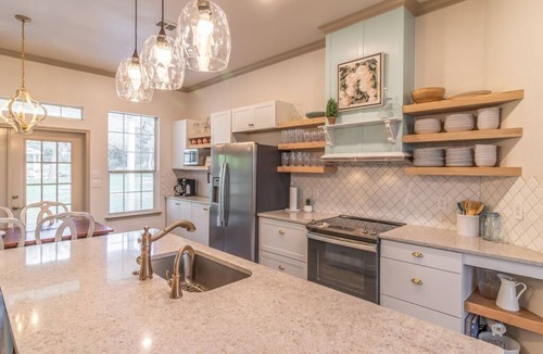 Spring Branch House | Peaceful, LARGE fenced property, perfect for families & pets in the hill country