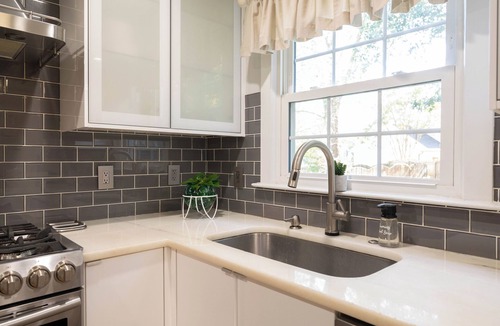Matthews House | Peaceful Modern Getaway – Minutes from Uptown Charlotte