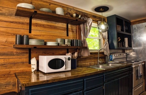Eureka Springs Cabin | Peaceful Nature Retreat In Eureka Springs