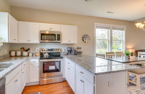 Ramseur House | Peaceful Ramseur Retreat w/ Spacious Yard!