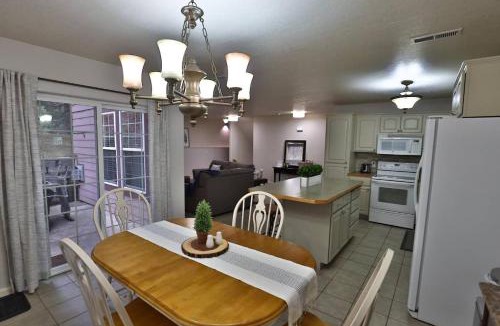 Lower Rattlesnake House | Peaceful Retreat In The Heart Of Missoula