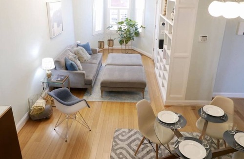 Mount Vernon Square Apartment | Peaceful Retreat in the PERFECT Location~Sleeps 6!