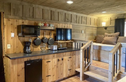 Hermosa Apartment | Peaceful Views & Comfort, Within 10 Mi of Mt. Rushmore & Custer State Park.