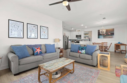 Red Fish Cove Condo | Pelican Place -Beach Front-Ocean View- Next to Beach Club- 3BD/2BA. Sleeps 8