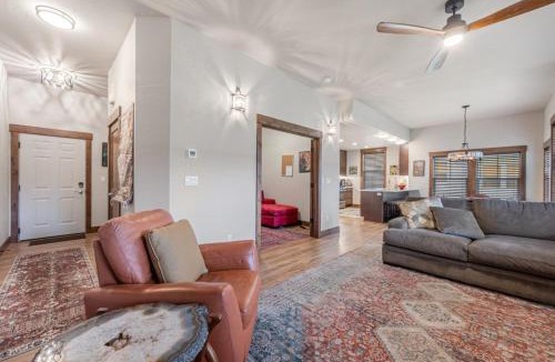 Dover Bay Apartment | Pend Oreille Hideaway