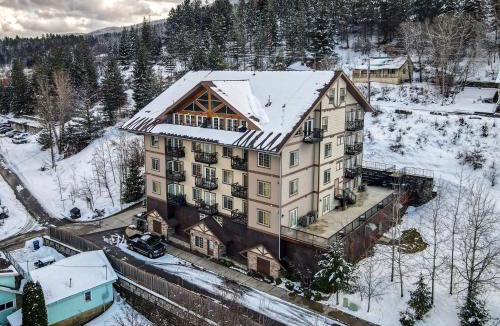 Kellogg Apartment | Penthouse Studio w Mtn Sunrise Views & Near Silver Mtn