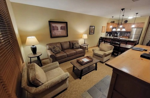 Kellogg Condo | Penthouse w/Mountain Views and Fireplace. Roof Top and Ground Hot Tubs!