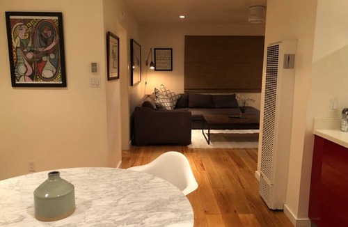 Venice Apartment | PERFECT 1 BEDROOM APARTMENT IN VENICE!