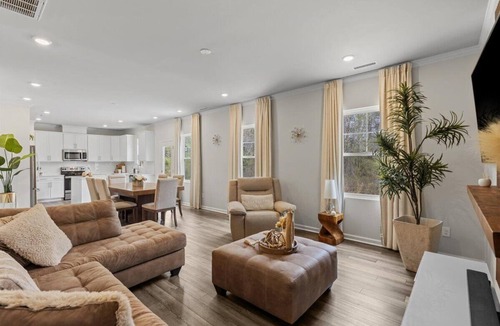 Wake County House | Perfect 4BR Sleeps 10 Family and Pet Friendly