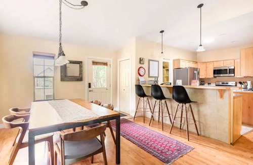 Creekside Meadows House | Perfect Family Home in Driggs 15 minutes to Grand Targhee - Hot Tub