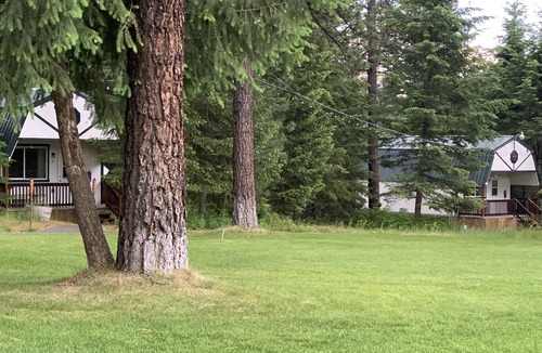 Athol House | Perfect for corporate retreats, family reunions. Near Silverwood. Sleeps 38!