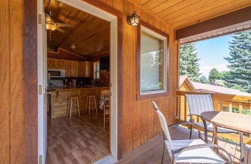 Livingston House | Perfect getaway close to Yellowstone outdoor recreation opportunities