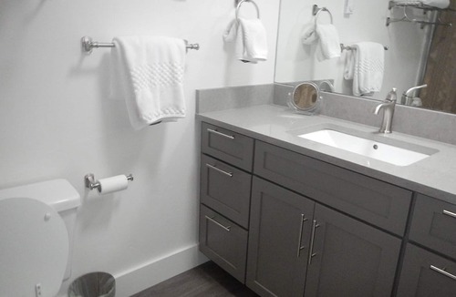 Hailey House | Perfect Hailey Local: Biking Trail, Great Views, Walk To Town, Campion Ice House