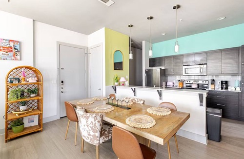 Fairmount Apartment | Perfect location! 2BR Apt by Magnolia Ave, 10min to TCU, 15min to Stockyards