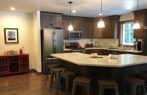 Essex House | Perfect location between West and East Glacier Park entrances and next to river!