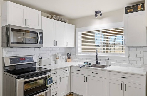 Springerville House | Perfect & Private 3br Home. Starlink & Laundry.