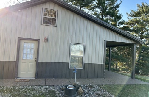 Mariah Hill Cabin | Perfect viewing for solar eclipse. Fully furnished cabin.