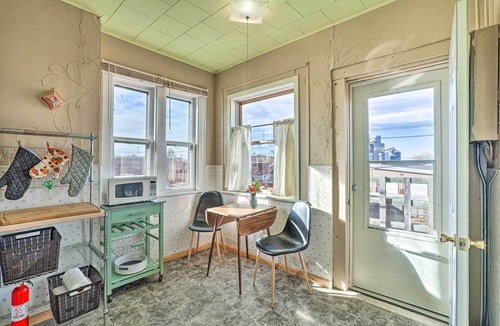 Hettinger Apartment | Pet-Friendly Downtown Hettinger Apt w/Yard!