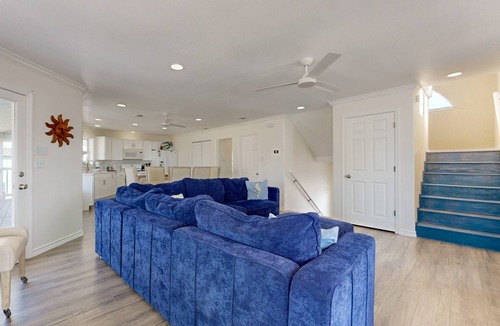 Sand Point House | Pet Friendly, Golf Cart Included, Walk to the Beach, Shared Heated Pool