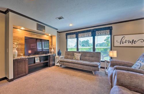 Broken Bow House | Pet-Friendly Home w/Deck in Broken Bow!