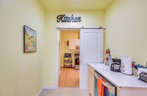 Rampart Village Apartment | Pet-Friendly Los Angeles Duplex ~ 2 Mi to Dtwn!