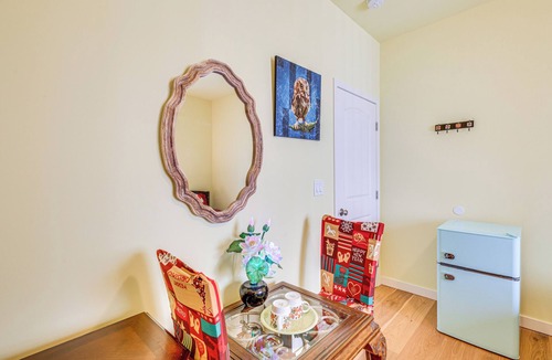 Rampart Village Apartment | Pet-Friendly Los Angeles Duplex ~ 2 Mi to Dtwn!
