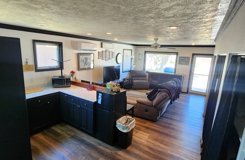 Caldwell House | Pet friendly MIL Suite, Caldwell ID. Private hot tub/pool in beautiful backyard