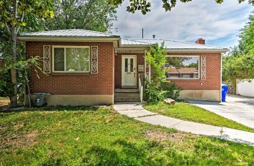 South Salt Lake House | Pet-Friendly SLC Townhouse Less Than 4 Mi to Downtown!