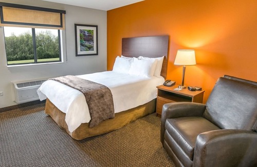 Billings Hotel | Pet-Friendly Stay w/Kitchen Near Moss Mansion, Trails & Downtown Billings