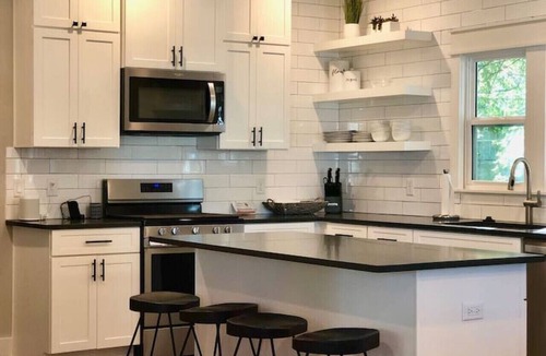 Stillwater House | #PeteRetreat -2 blocks from OSU, newly remodeled