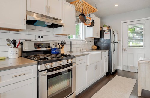 Seneca Falls House | Petit Retreat: The sweetest thing on Cayuga Lake!