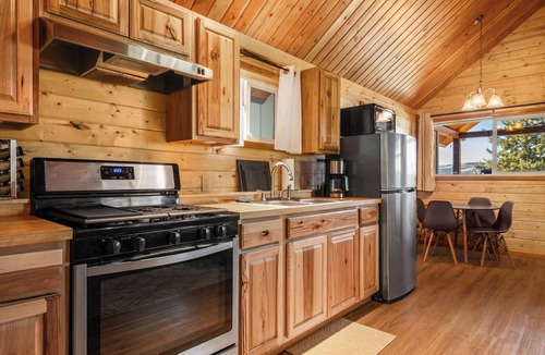Philipsburg Cabin | Philipsburg Pines Lodge