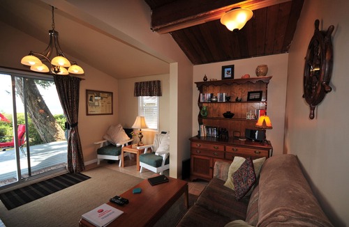Courtenay Cabin | Pilgrims Seaside Cabin