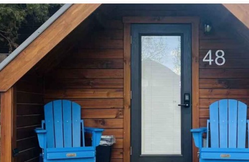 Island Park Cabin | Pine Cabin (Dry Cabin. No Running water)