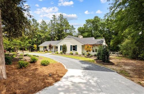 Old Town House | Pine Cone Cottage - Village of Pinehurst