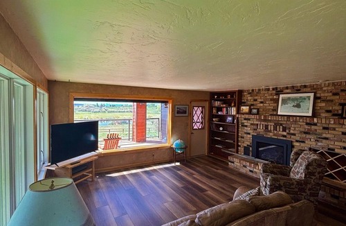 Pinedale House | Pinedale's Mountain Vista