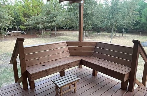 Bastrop Cottage | PineyWoods House Forest Retreat