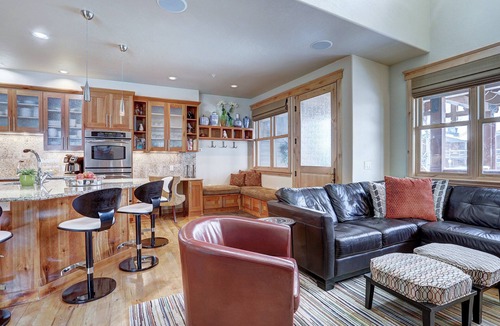 Historic District House | Placer Ridge Lookout-Stunning Townhome-Ski Area Views-Excellent Location!