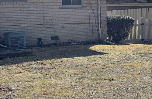 Southfield House | Pleasant 2-bedroom house with AC in Southfield HISTORIC AREA