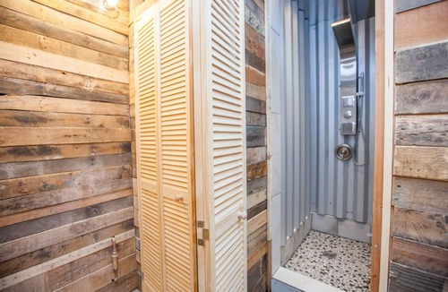Little Tokyo Hostel | PodShare DTLA Arts District - Hostel