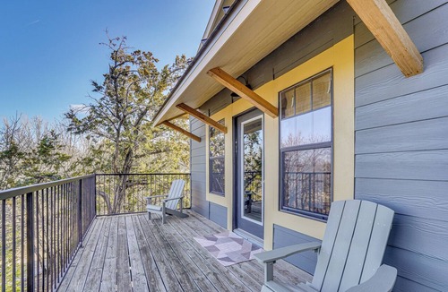 Graford Cottage | Pool Access, Walk to Water! Possum Kingdom Cabin