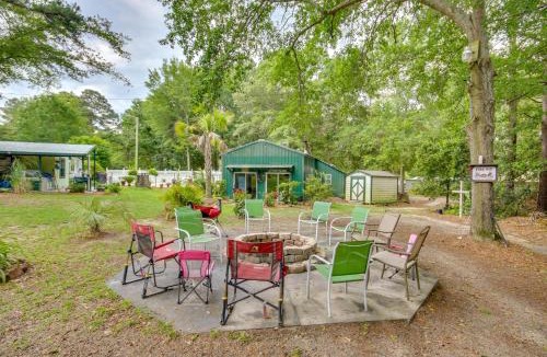 Saint Matthews Apartment | Pool & Fire Pit! 'Outlaw Gameroom' in St Matthews
