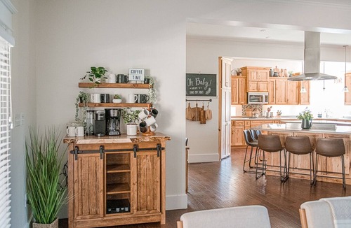 Potts Grove House | Pool, Hot Tub, Indoor Slide, PICKLEBALL, Game room, and so much more. Sleeps 20.