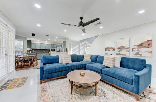 Deer Park At Maple Run House | Pool-Hot Tub-Putting Green-Arcade-Oasis