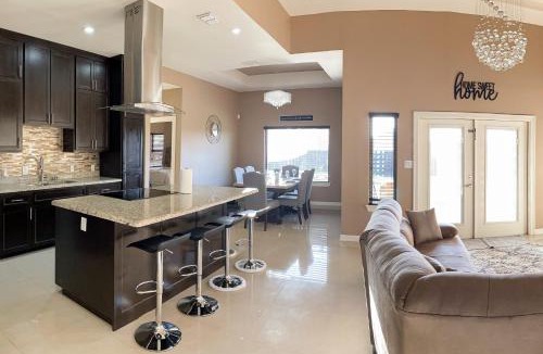 Brownsville House | Pool, Patio & Yard: Chic South Texas Home