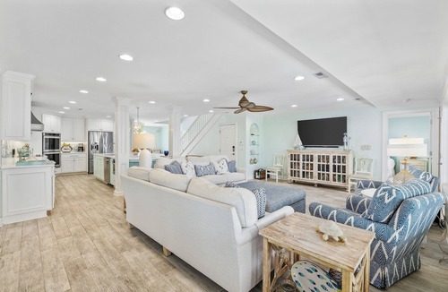 Inlet Harbour House | Pop-a-Cork: Waterfront home, pool, private beach + gated community!